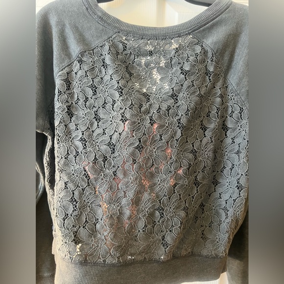 Aeropostale Grey Shirt Size Medium - Picture 3 of 6